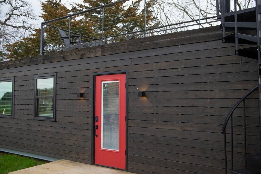 The Merlot House-Container Home 12 Min To Magnolia Bellmead Exterior photo